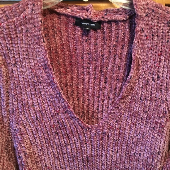 Verve Ami Warm and Soft Mauve Sweater - Picture 3 of 8